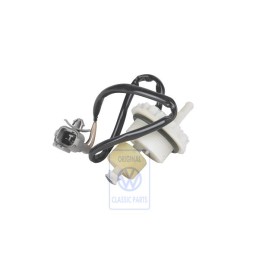 VW Original Contacteur De Niveau D'Eau - J8446135050