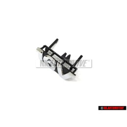 VW Original 16V Avant Embleme Monogramme Logo Chrome - 6N0853679C FDY