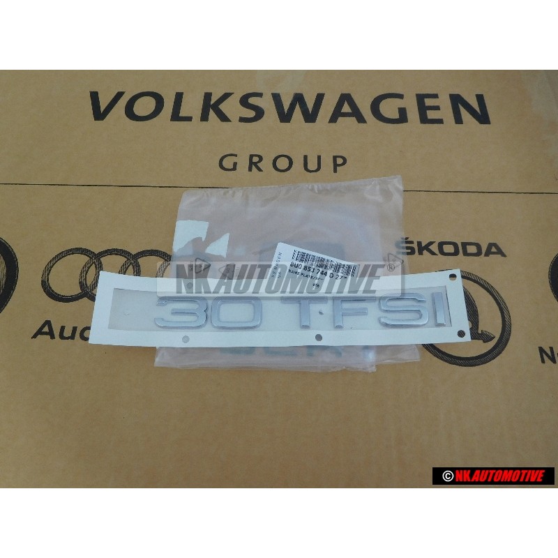 Audi Original 30 TFSI Arrière Embleme Monogramme Logo Chrome - 8U0853744D 2ZZ