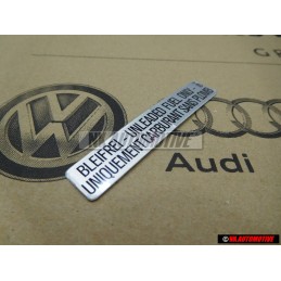 VW Original Etiquette 'Unleaded' Fuel Only - 000010018C