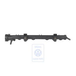 VW Original Rampe D'Injection - 032133329B